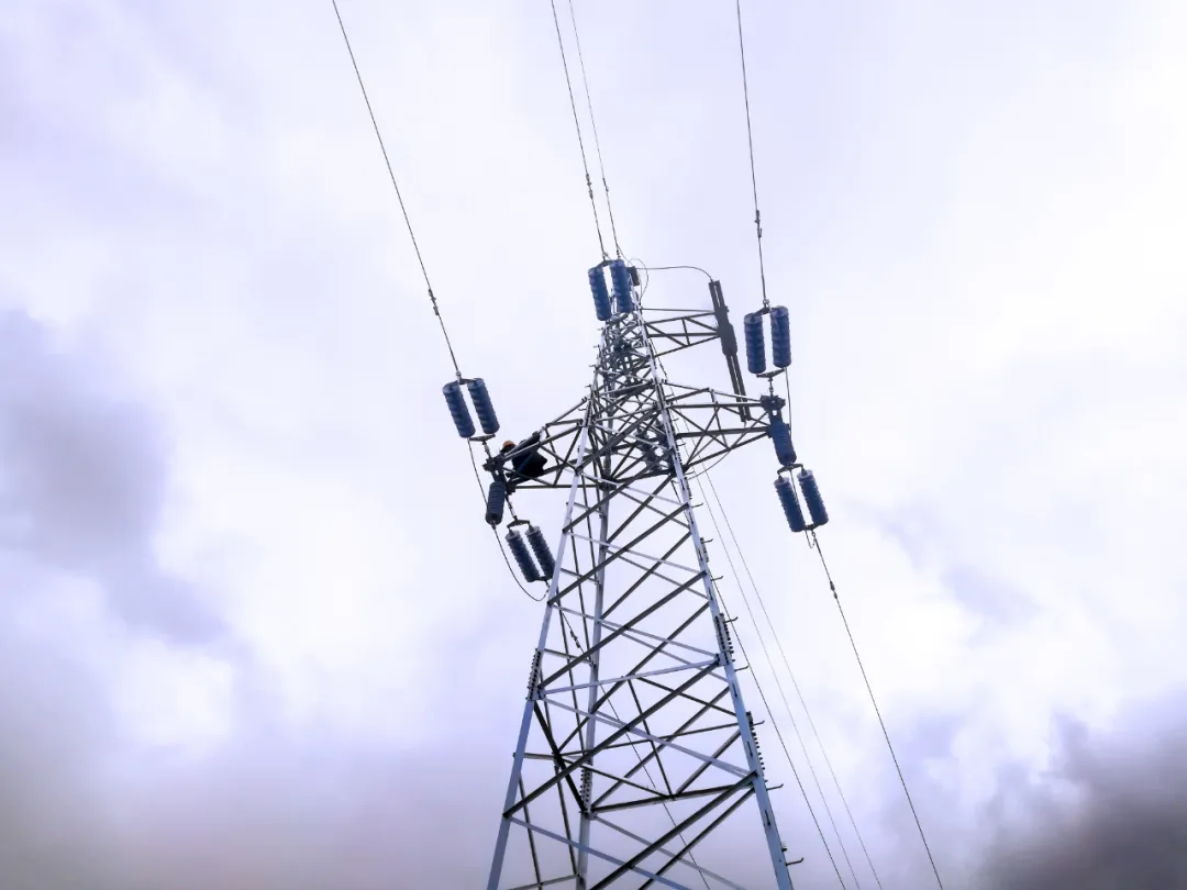 【7790必发集团动态】西藏仲巴帕江35kV输变电工程通过完工验收