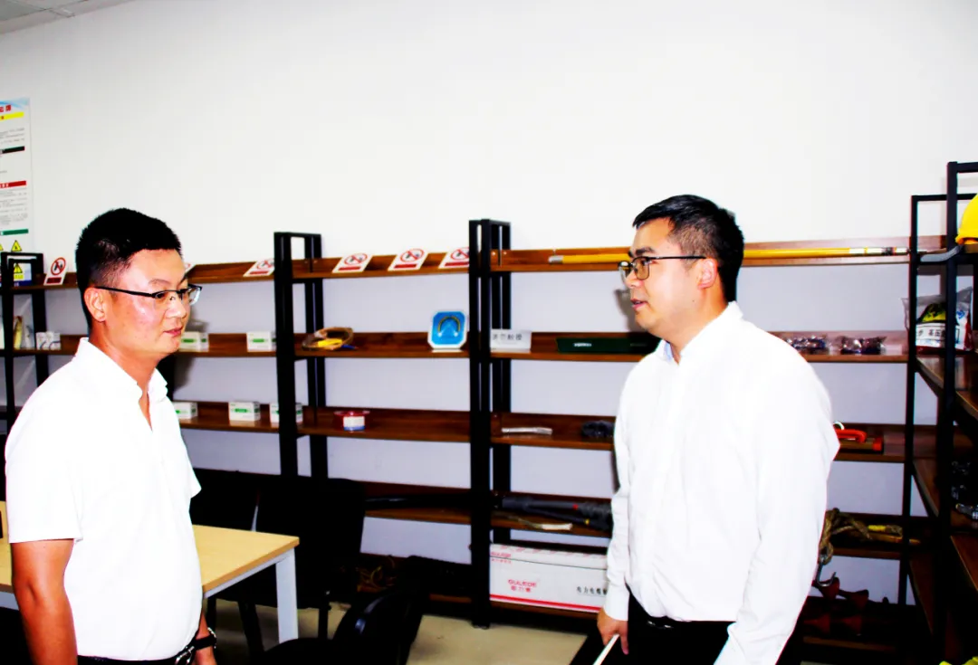 【7790必发集团动态】华强方特（自贡）文化科技有限公司考察团一行赴集团公司交流考察