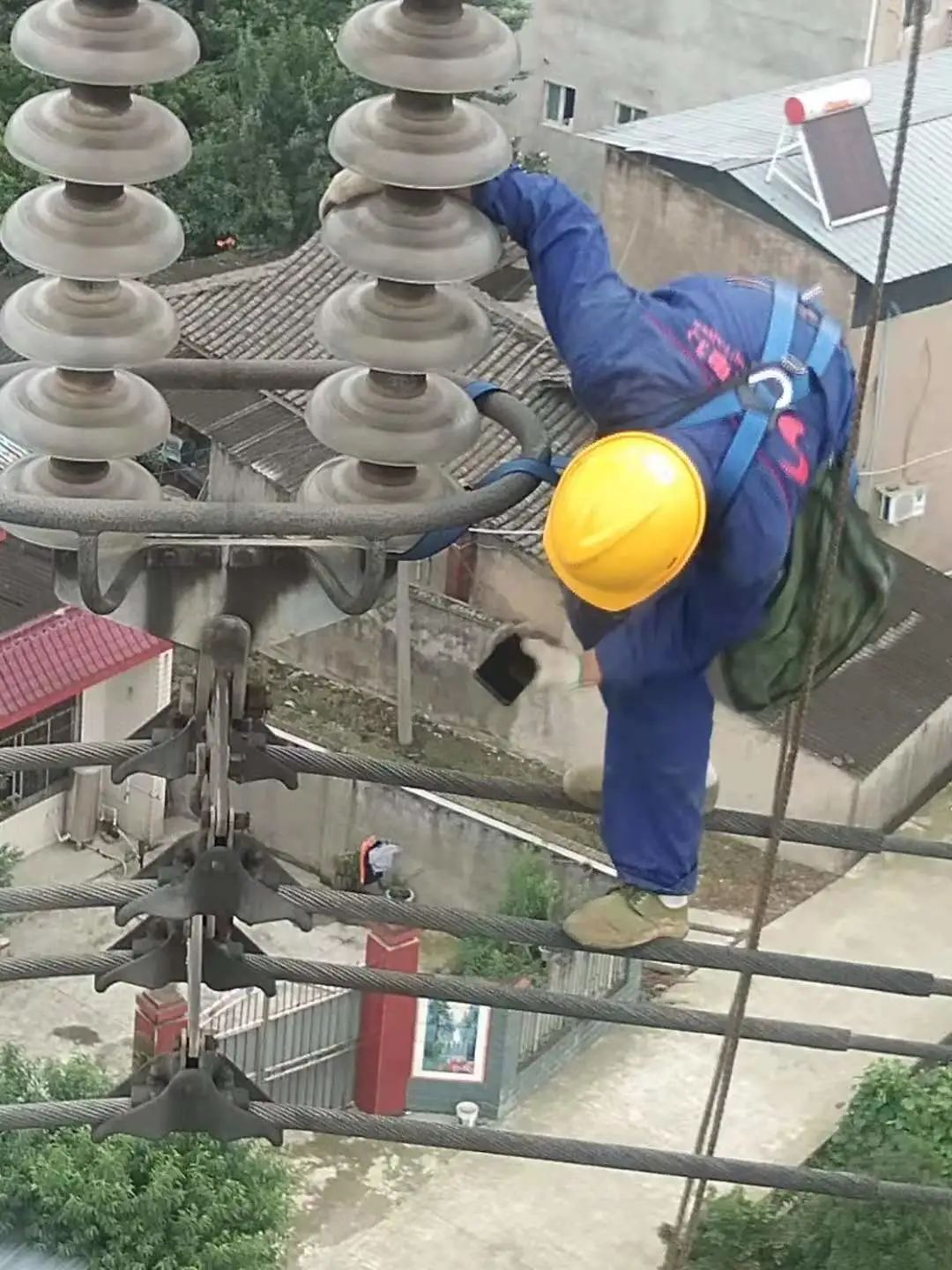 500kV蜀景一线紧迫抢修圆满完成