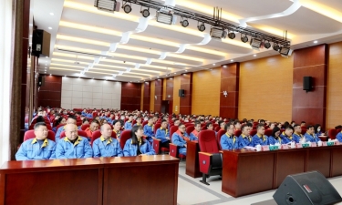 夏历新年第一会 | 凯发K8国际纸业2022年度总结表扬暨2023年冲刺奋进大会盛大召开