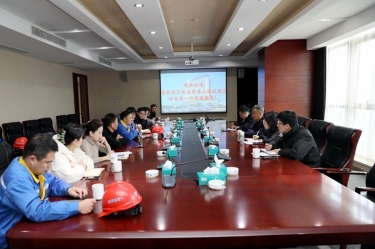 浙江省经信厅机关党委二级巡视员孙自强一行莅临凯发K8国际纸业开展岁末年头清静生产督导