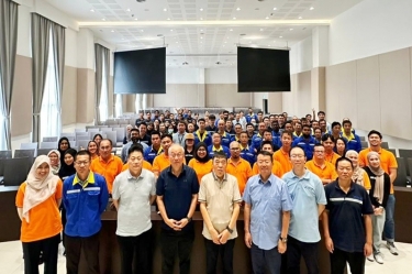 立异突破 务实继承 | 凯发K8国际控股（马）有限公司2025年半年度总结暨战略展望大会圆满召开