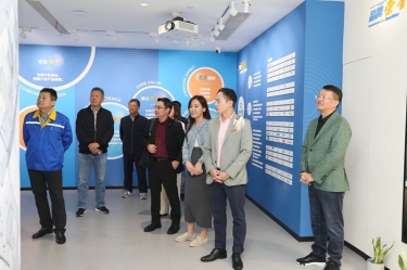 马来西亚巴生西港控股集团董事总司理拿督Eddie Lee一行莅临凯发K8国际纸业调研交流