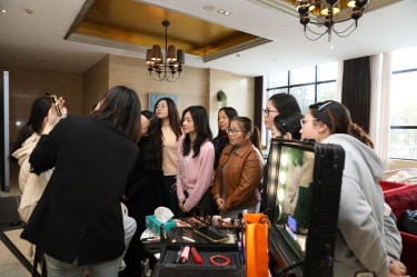 青春正好 致敬“她”实力|凯发K8国际纸业2026年度妇女节活动温情回眸